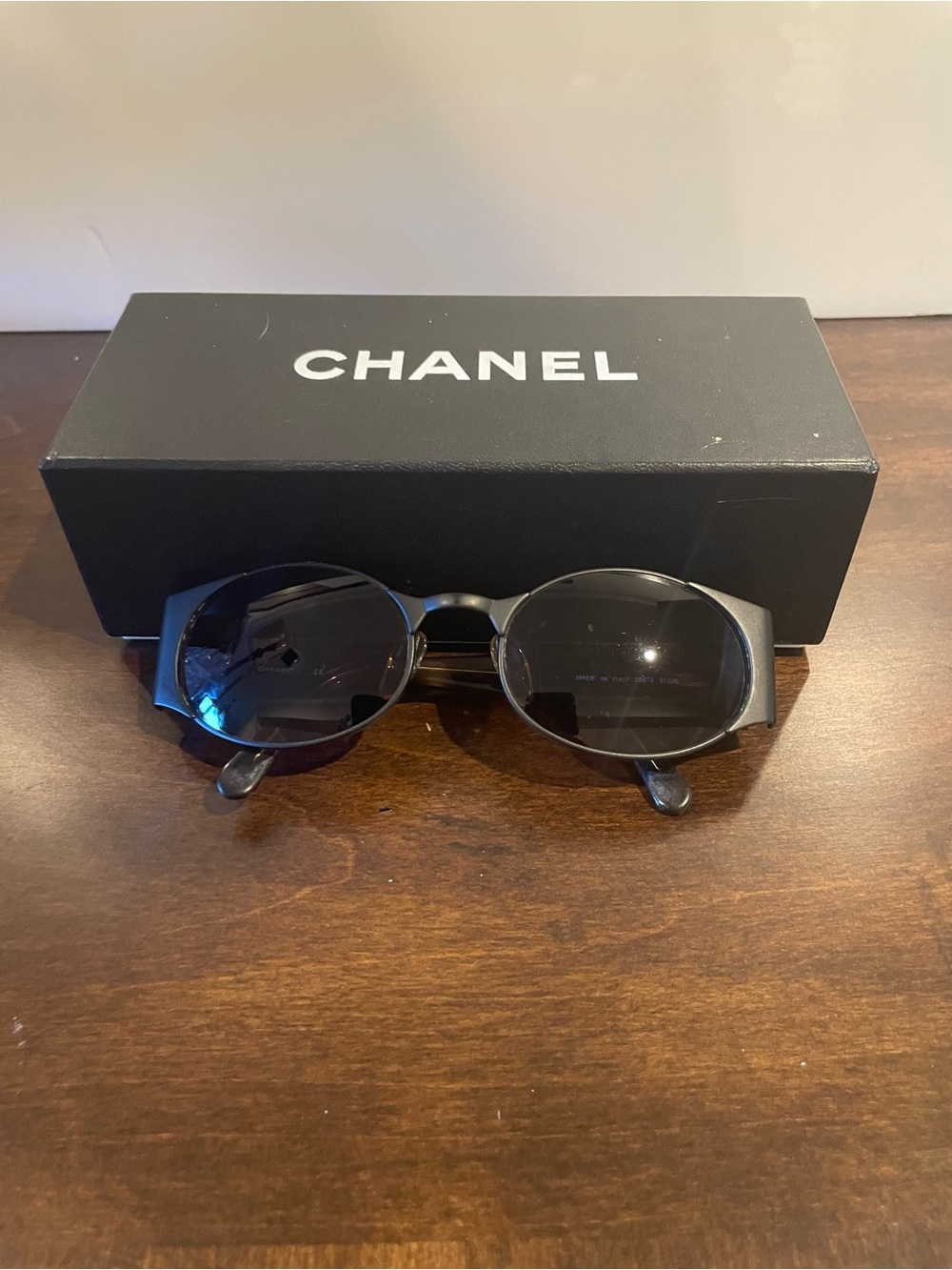CHANEL Black Round Sunglasses